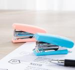 Tűzőgép 15 lap Deli