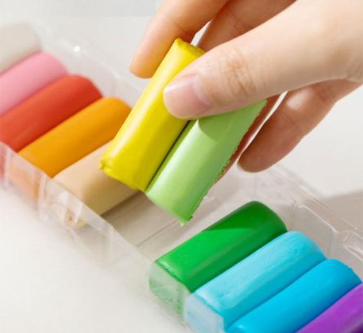 Gyurma 12 szín Deli