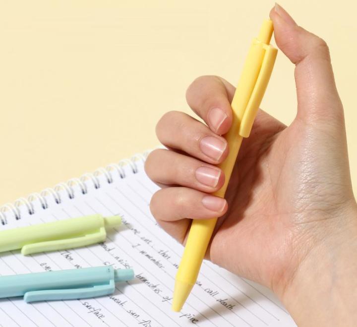 Pix set 4 buc cu mecanism 0.7mm negru