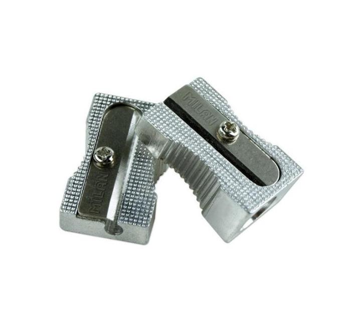 Hegyező szimpla, fém Milan