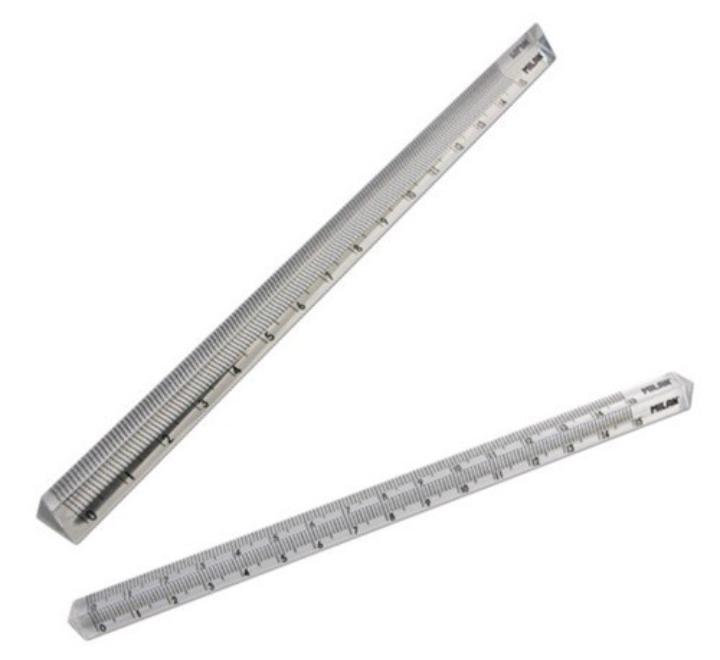 Vonalzó 15 cm háromszögű