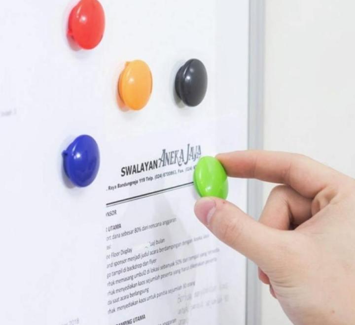 Mágnes 30mm 6/szett Deli